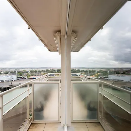 Anne I With Harbour View By Interhome Апартаменты Бланкенберге